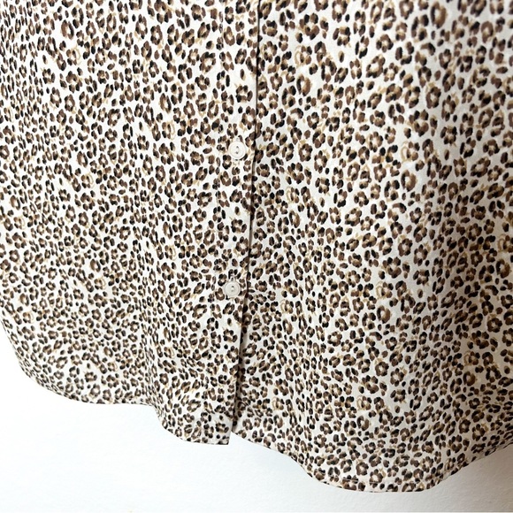 All in Favor Nordstrom Leopard Animal Print Short Sleeve Button Back Top XS - Picture 7 of 8